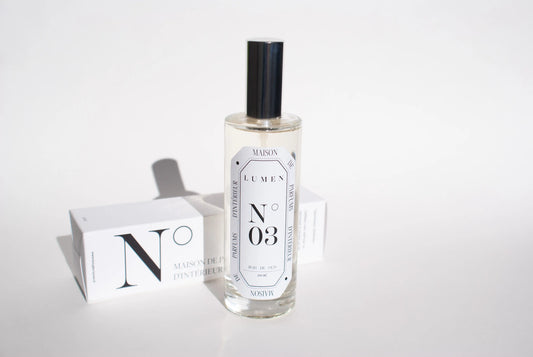 LUMEN - Vaporisateur de parfum N°03 et sa boite. Parfum bois de oud